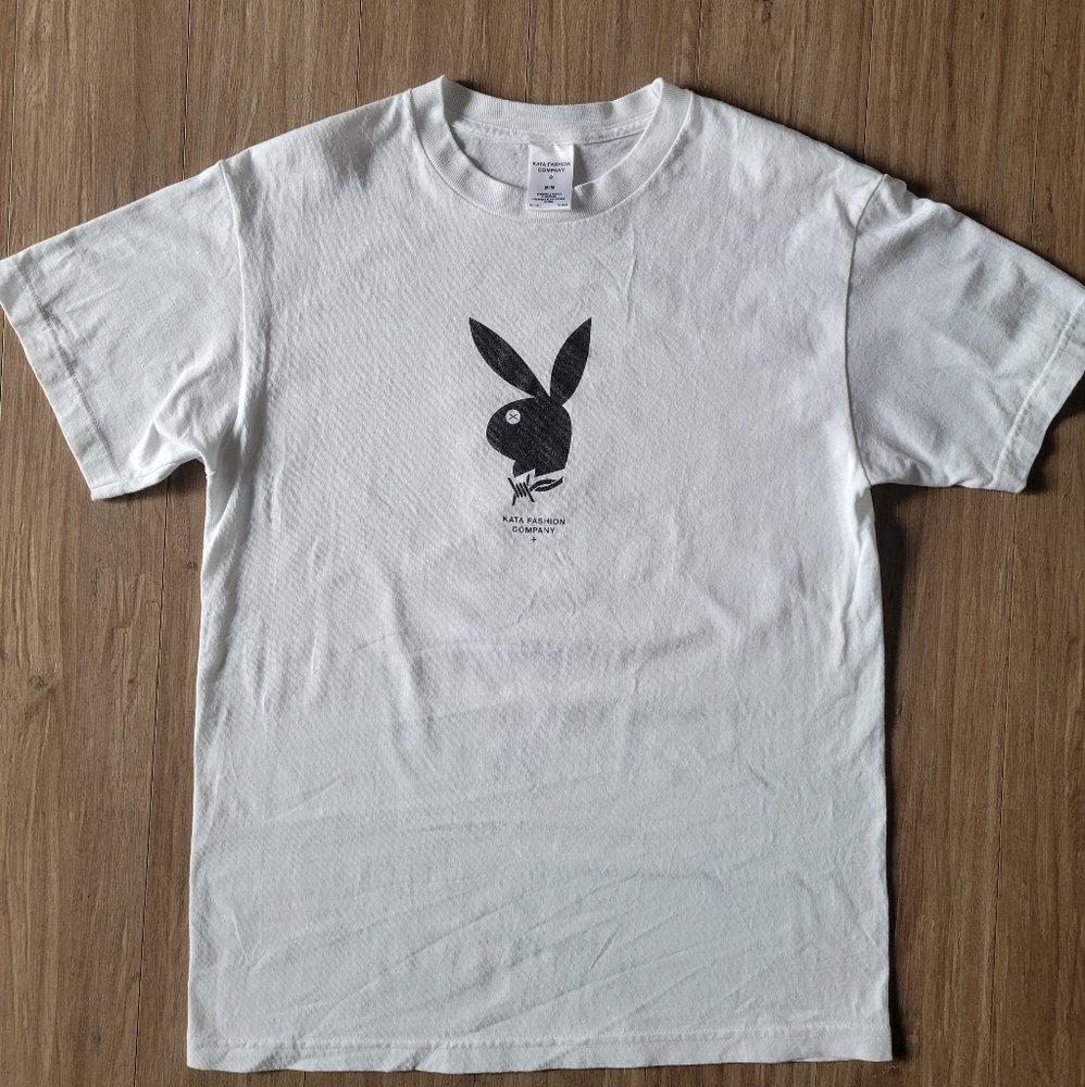 Kata fashion company x Playboy t-shirt